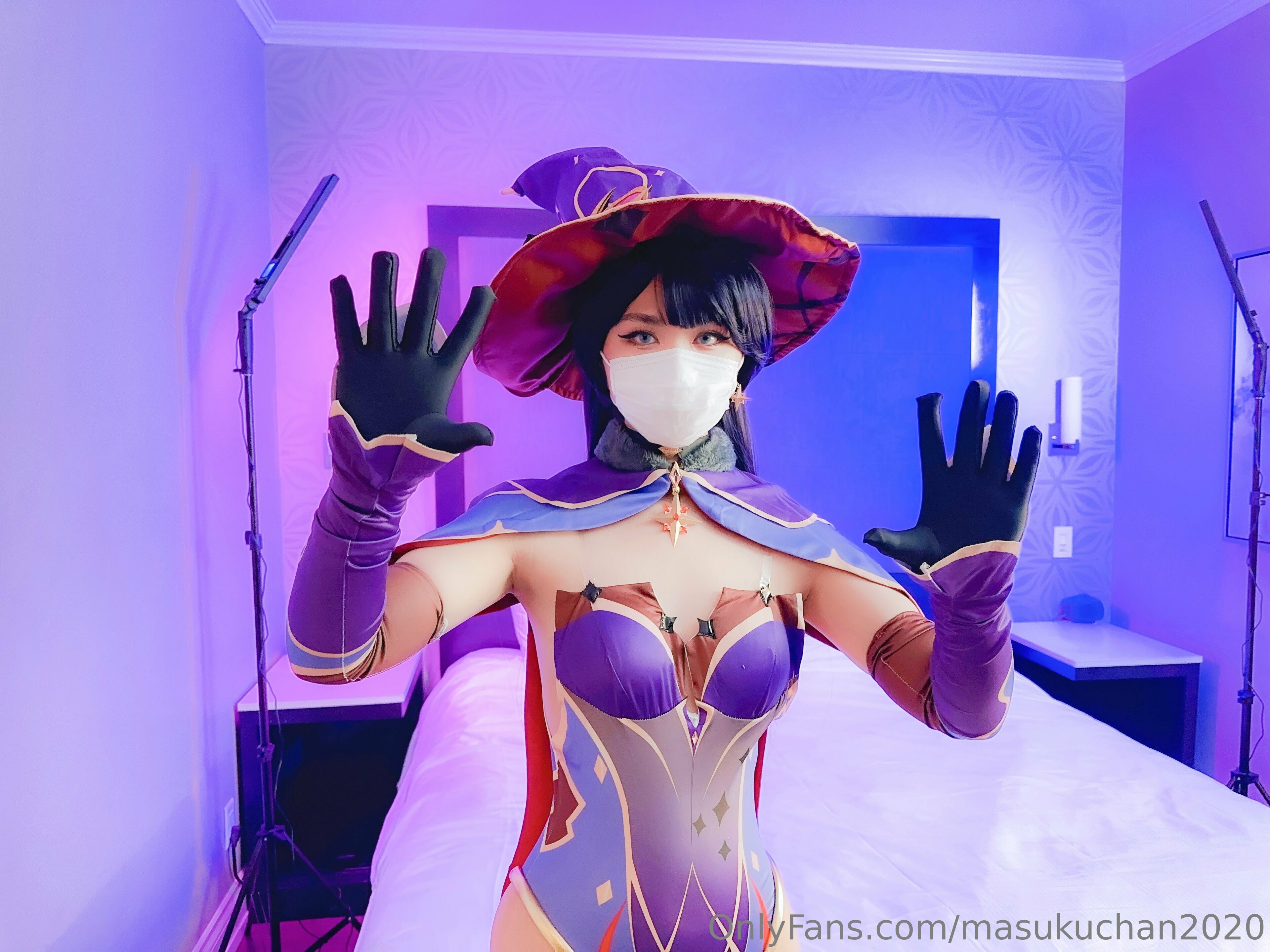 《MasukuChan_原神莫娜终于同意拍摄成人片因为她真的很缺摩拉害羞的第一次超湿潮吹》最新高清在线播放封面图