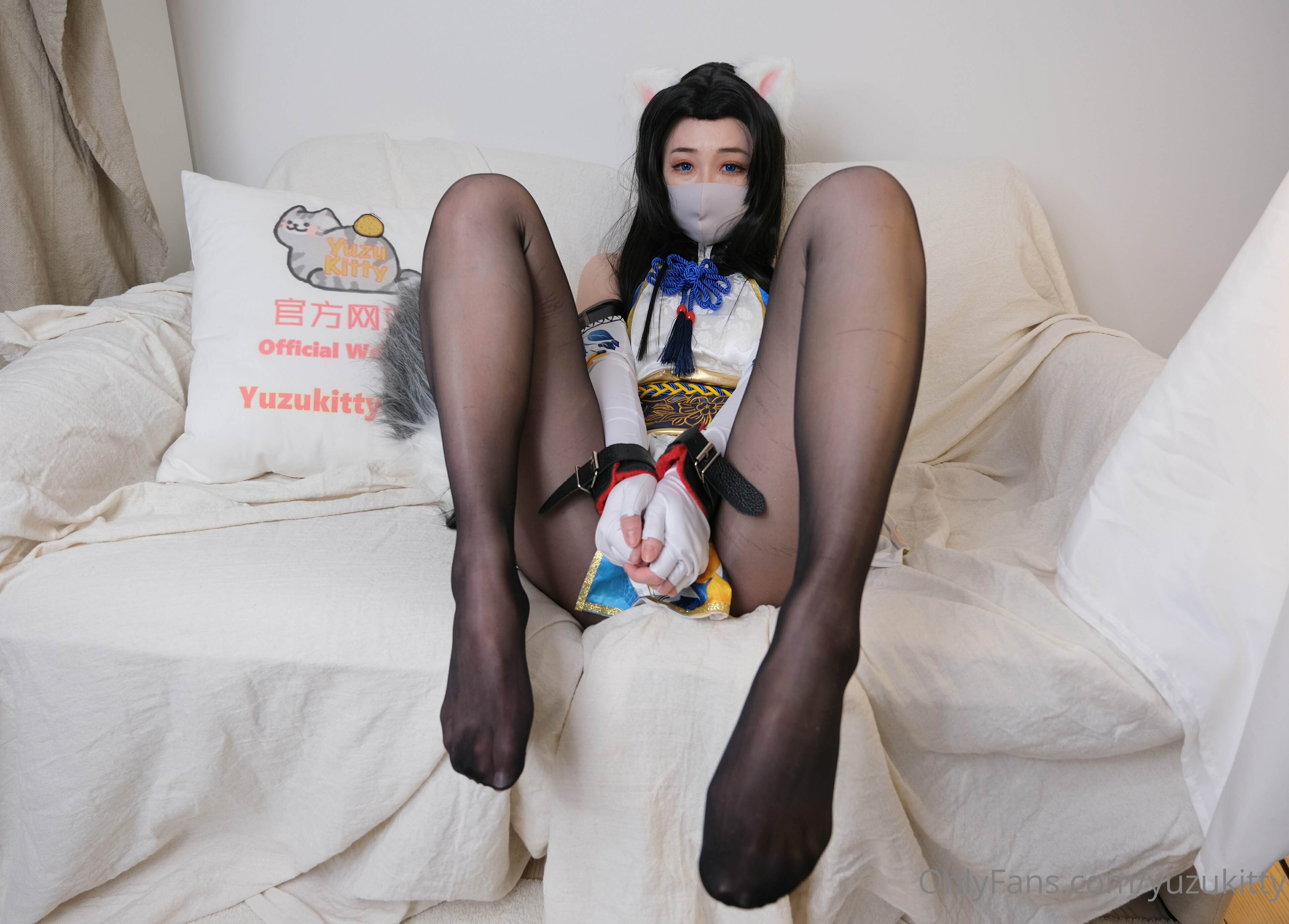 《YUZUKITTY_胡桃被抓住了，能帮帮胡桃吗？》最新高清视频播放封面图
